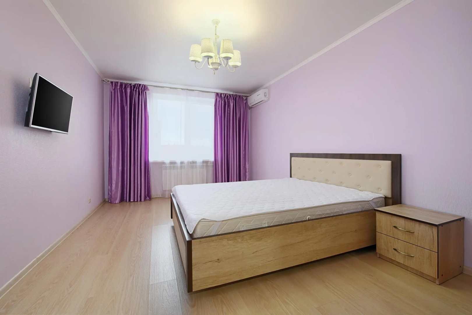 Апартаменты на улице Крайнего 4