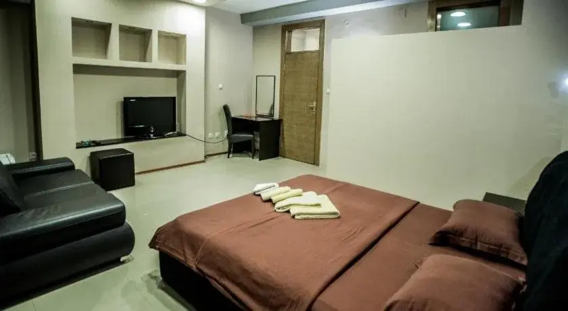 Le Palace Apartments