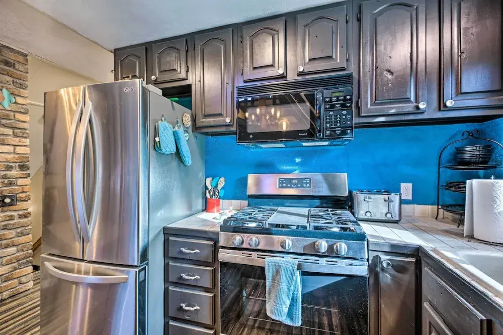 Family-friendly Red River Retreat w/ Deck!