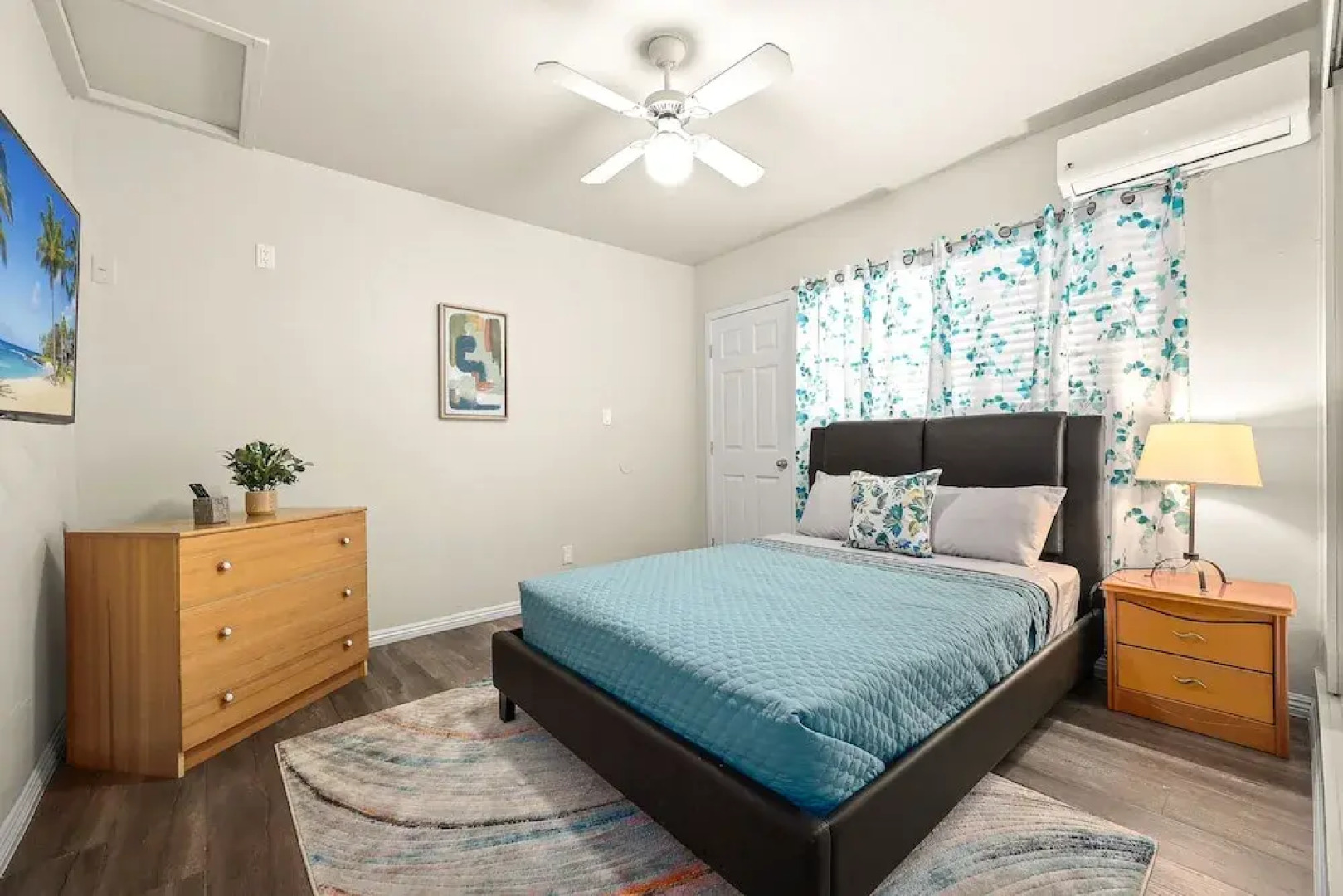 Stylish & Charming 15min to Downtown LA