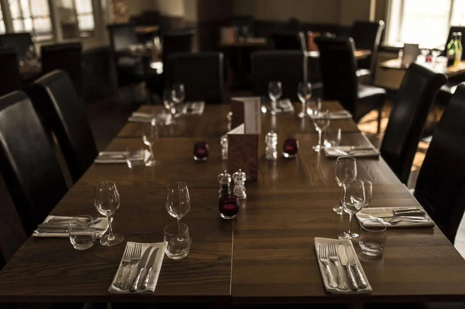 Virginia Court Hotel