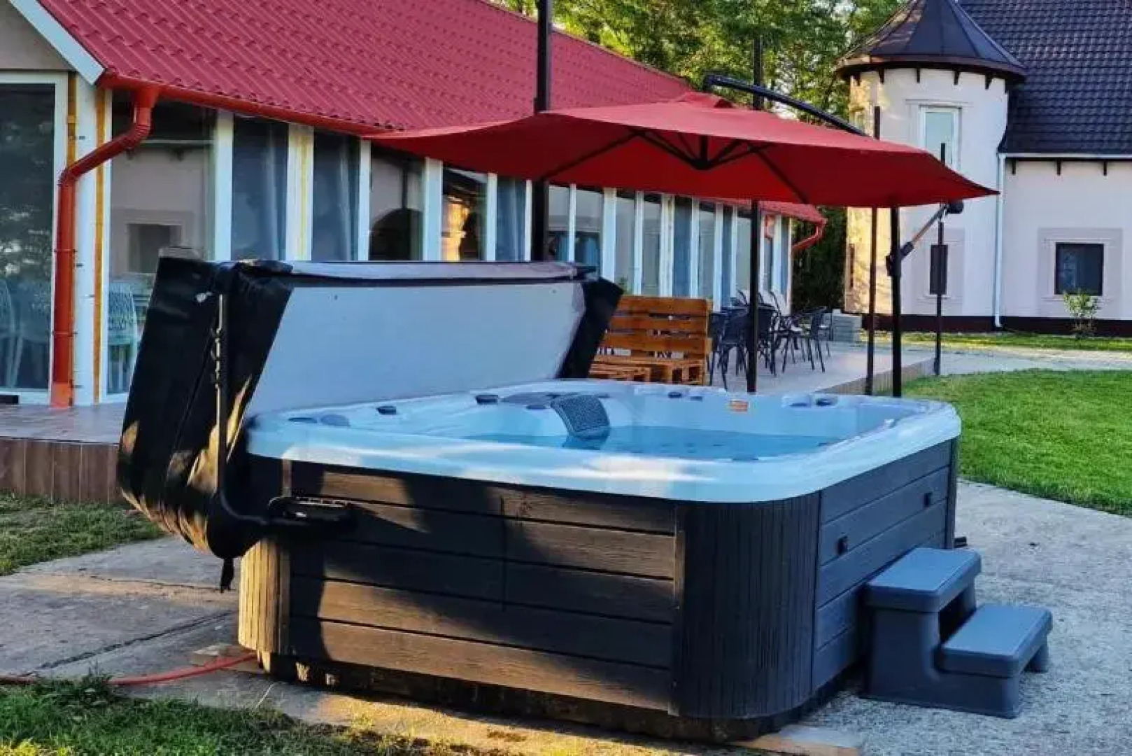 The Luxo Wine Museum Hotel