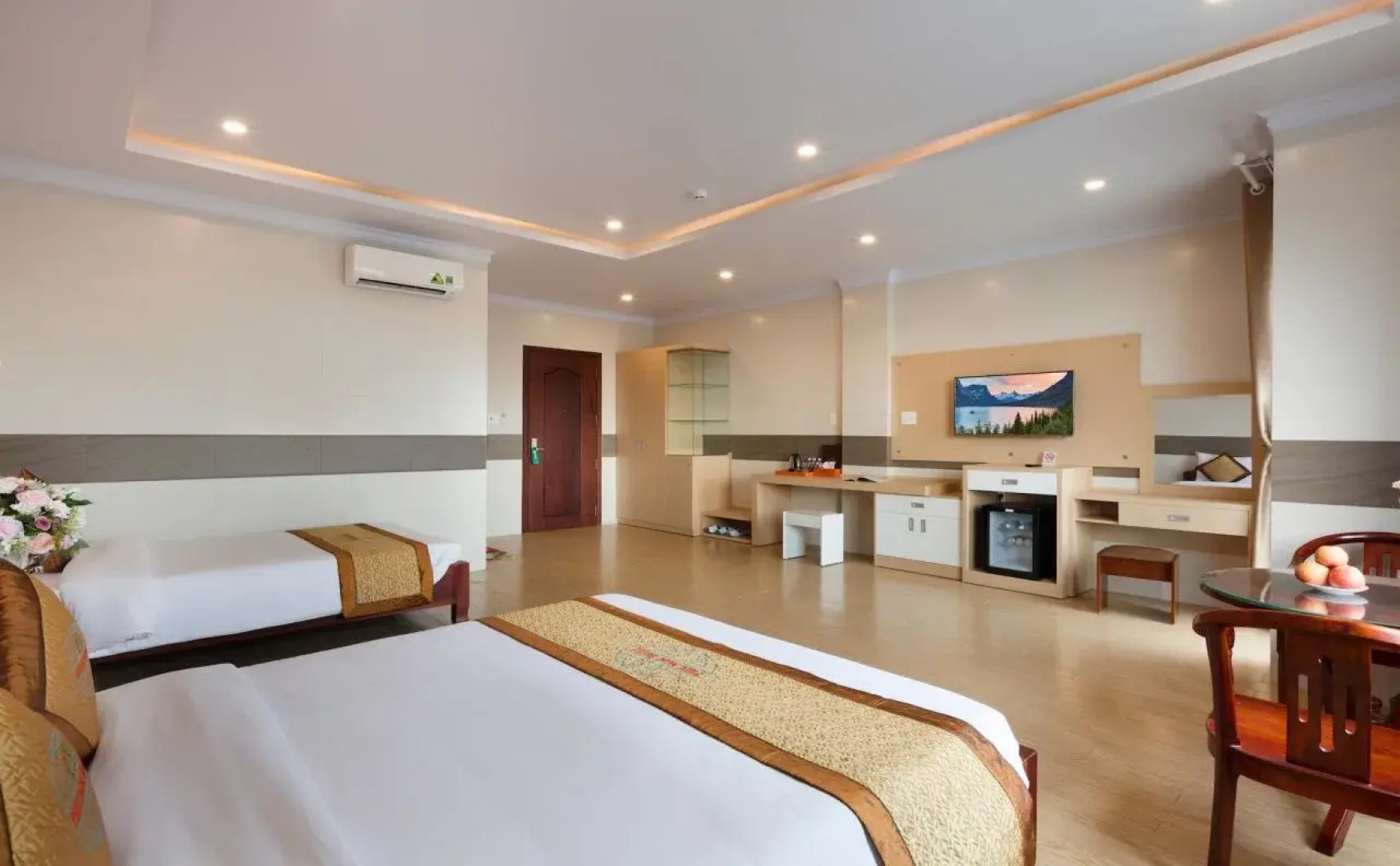 Phuc Ngoc Hotel