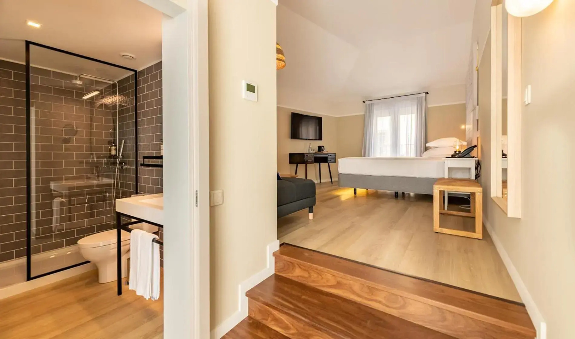 Pestana Fisherman Village