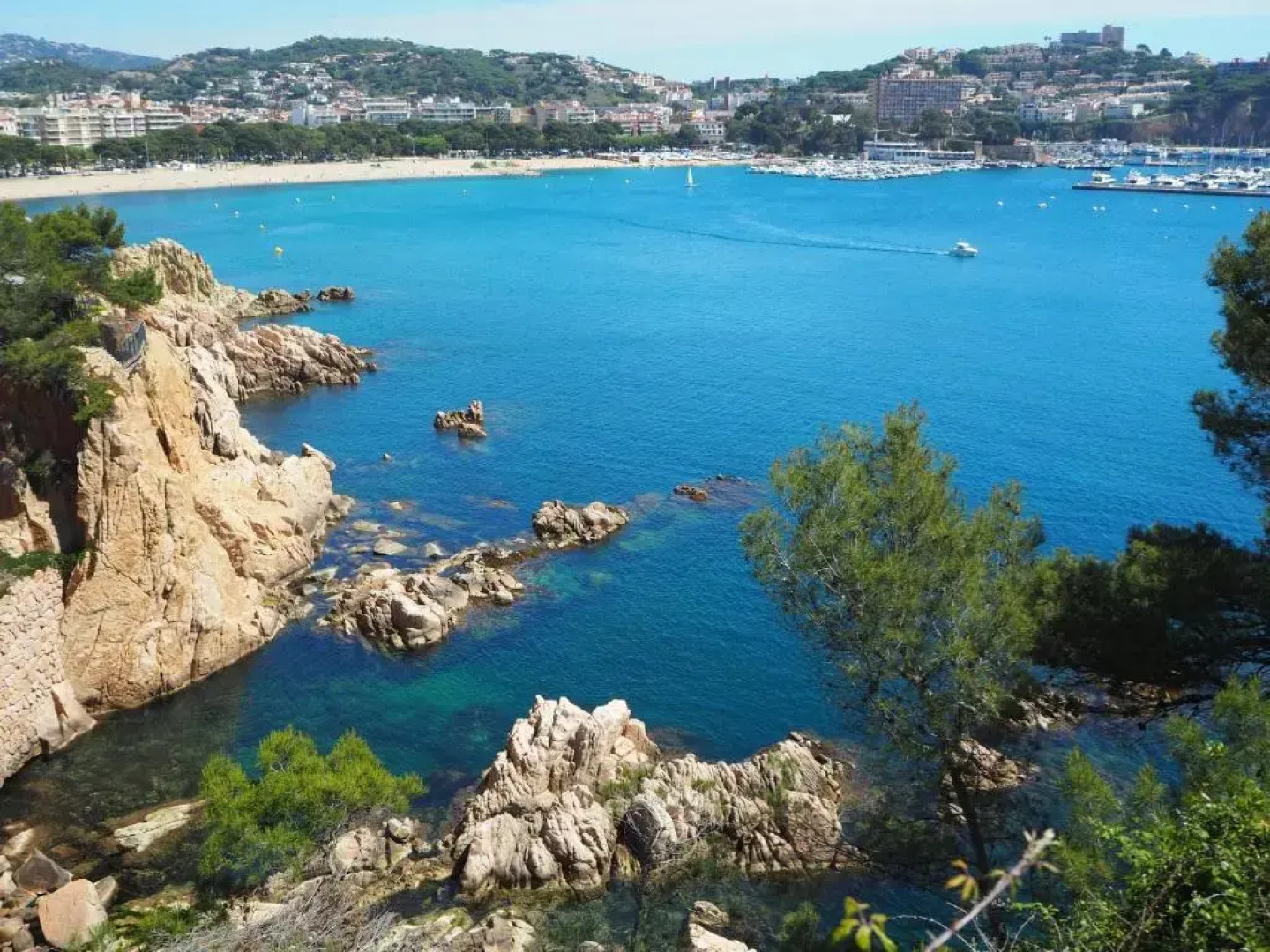 Antiga casa de pescadors al centre de sant feliu