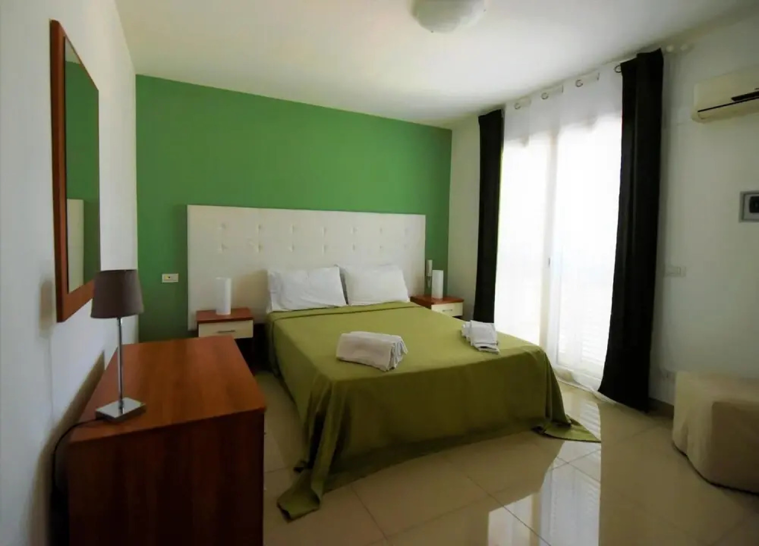 Rebecca s Taormina-etna Collection IV