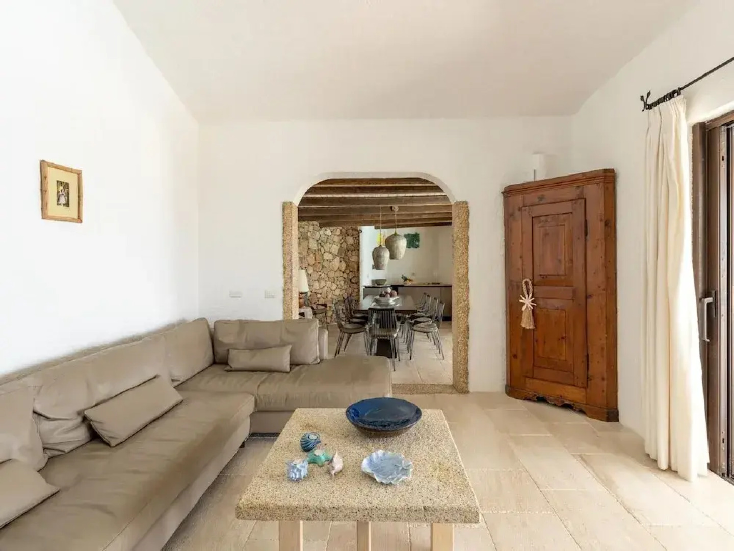 Luxe Cote Stay- Elegant Villa