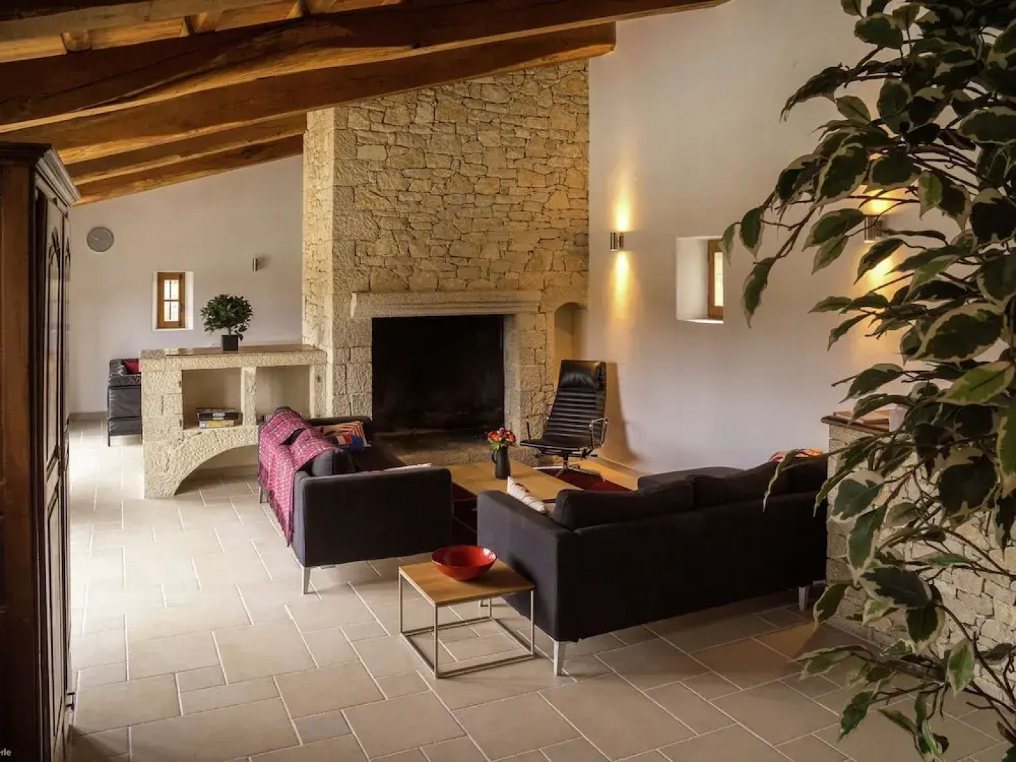 Beautiful Villa With Panoramic View, in the Hills of the Mont Ventoux