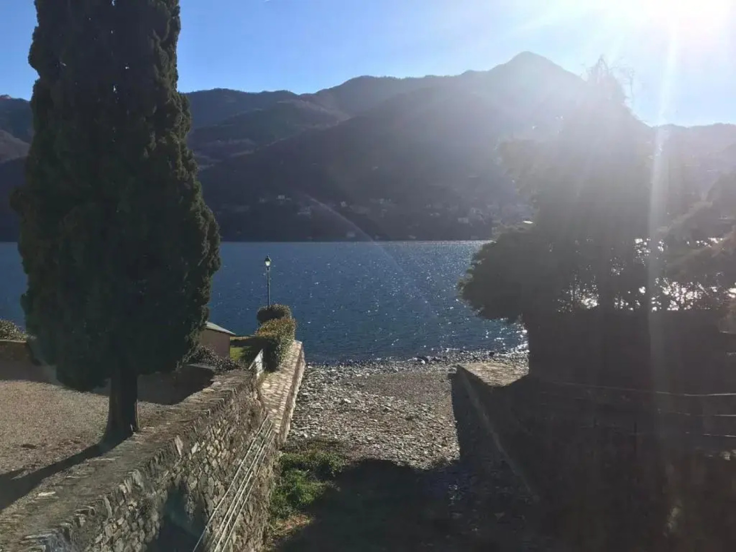 Carate 16 apartment with balcony & lake view