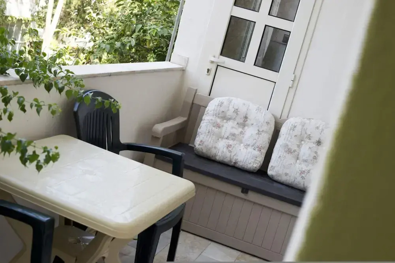 George s in Kalithea