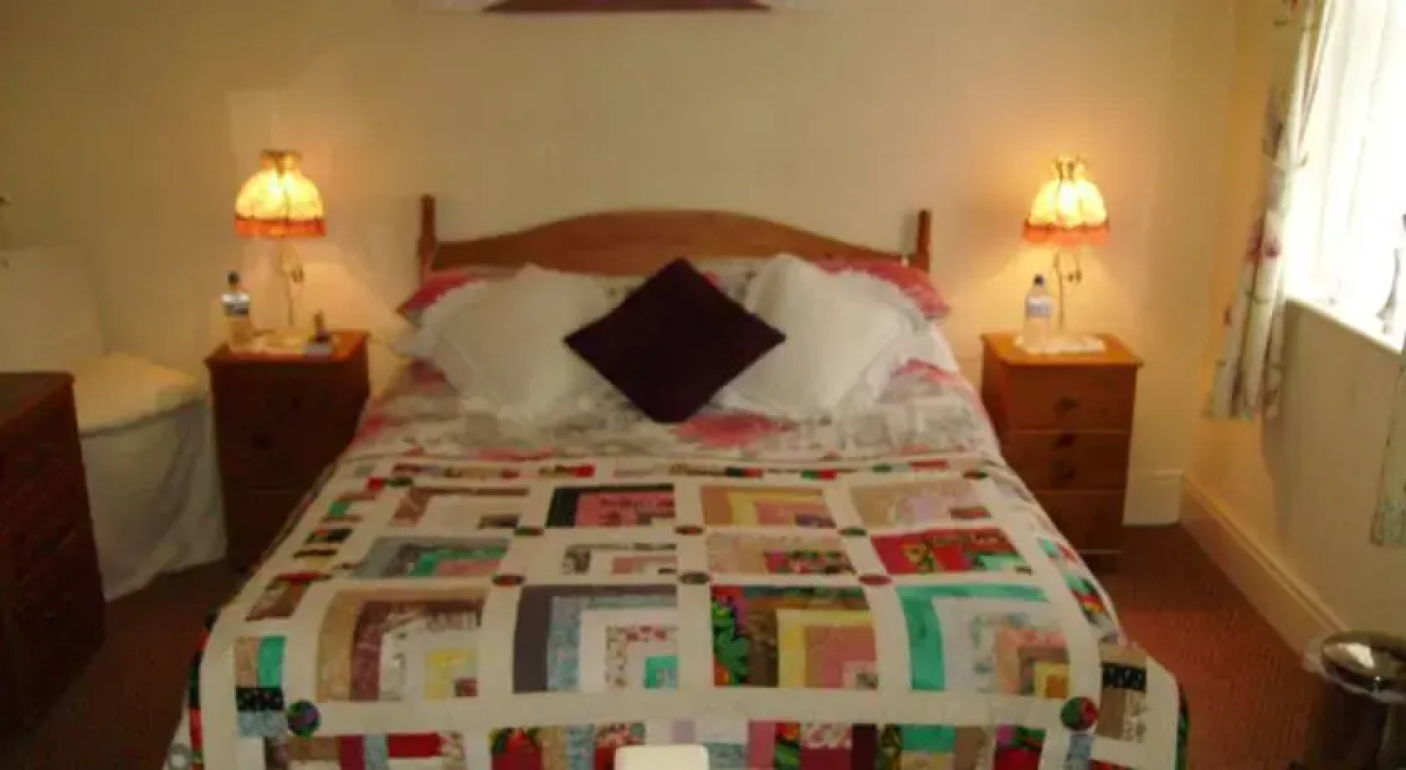 Plasnewydd Bed And Breakfast