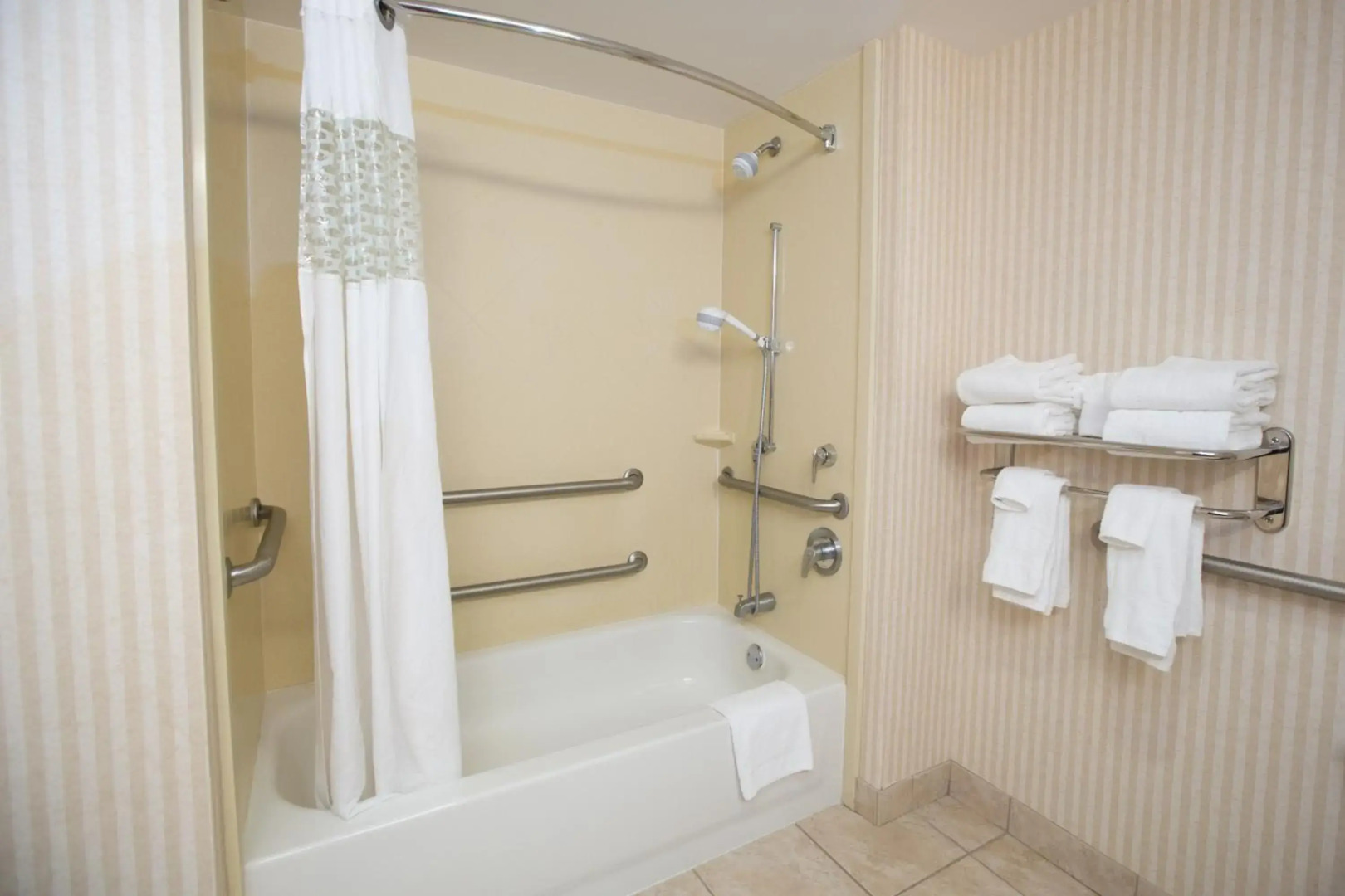 Hampton Inn Raynham-Taunton
