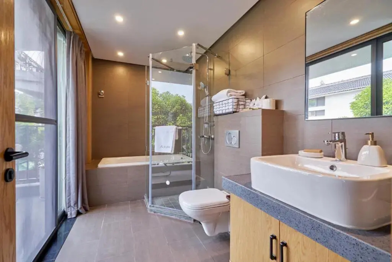 Hangzhou West Lake Yueshang Yunshe Boutique Homestay