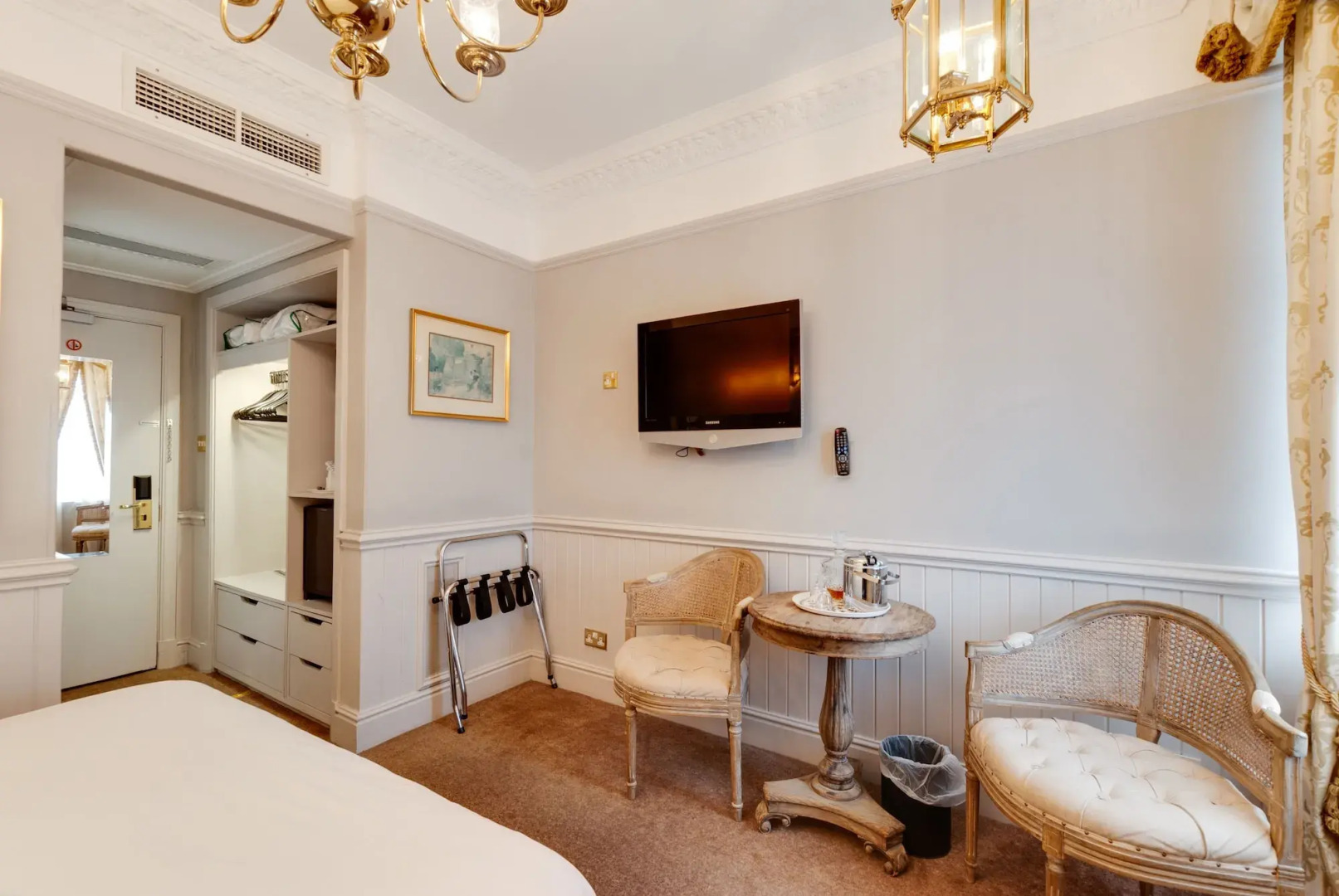 The Empire Hotel & Spa