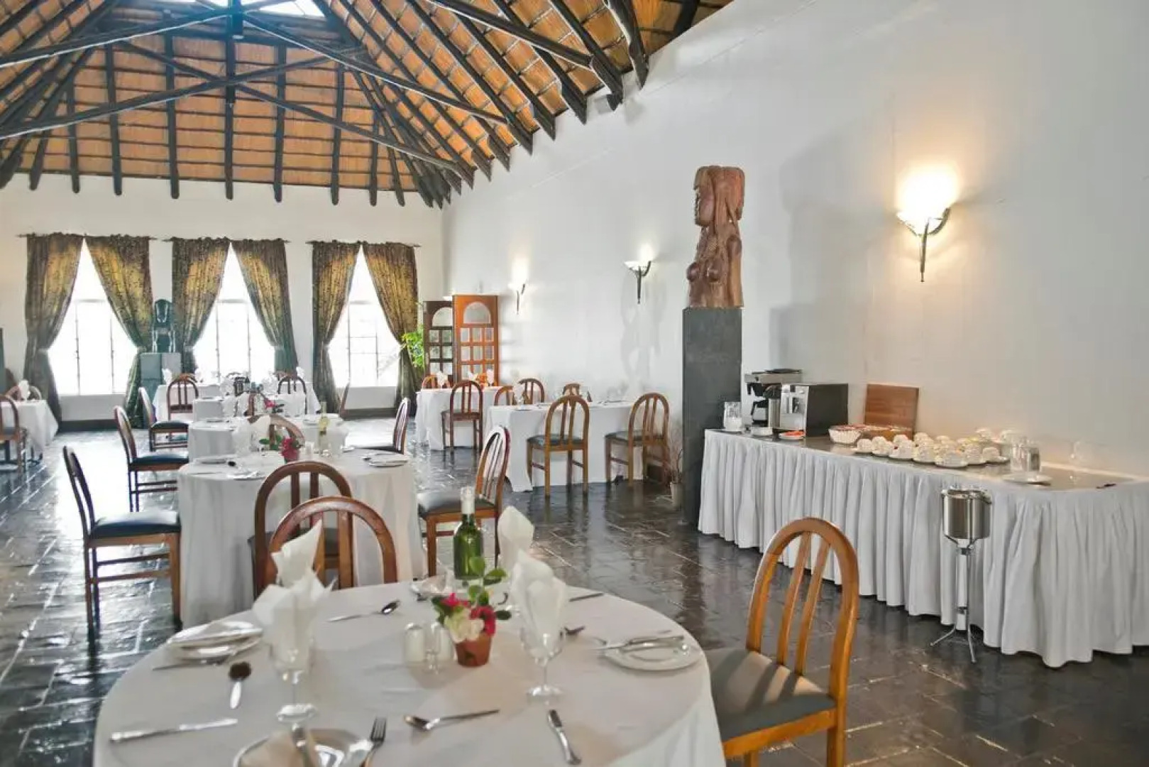 Oshakati Country Hotel