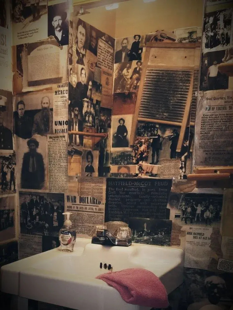 Hatfield McCoy House Inn