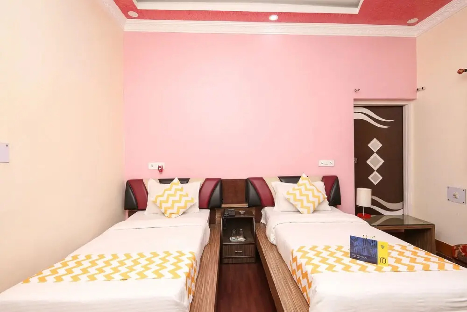 FabHotel Paradise Inn Salt Lake