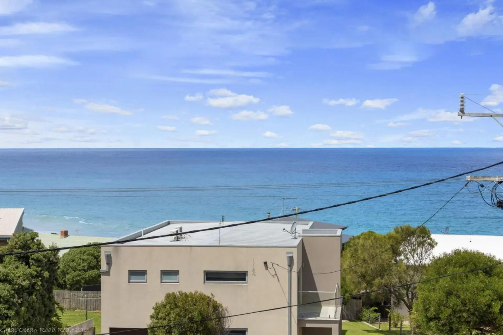 Sea Sunrise Ocean Views and Walk To Beach