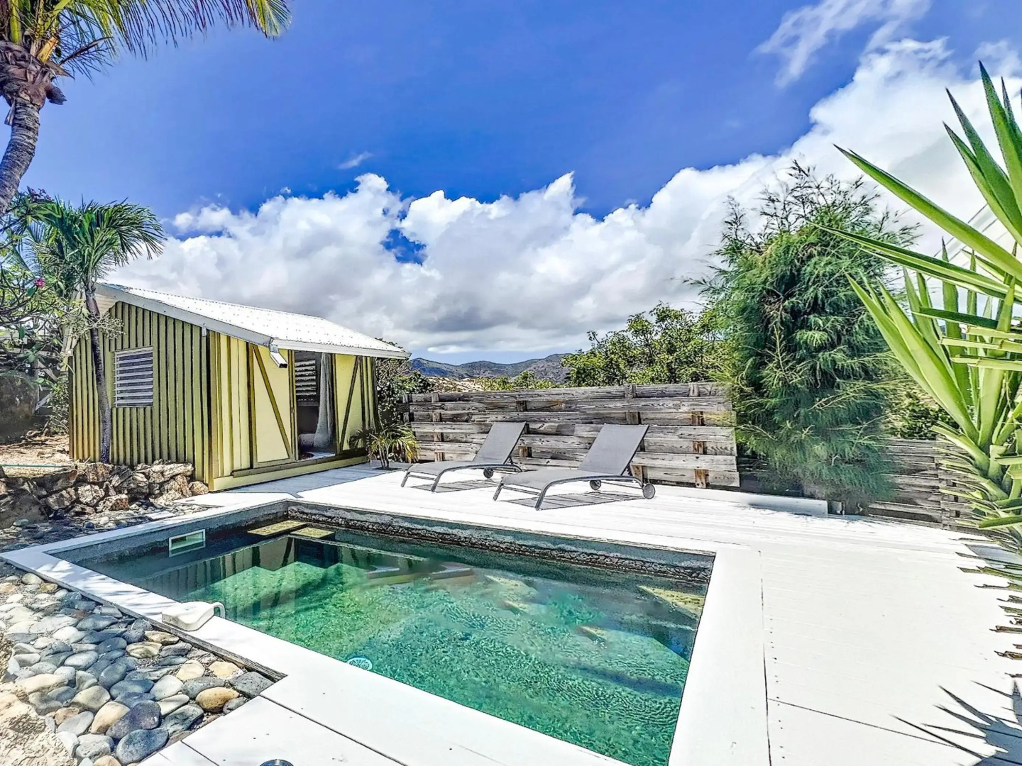 Villa Cazou, sea view, private pool, Wifi 100Mbps