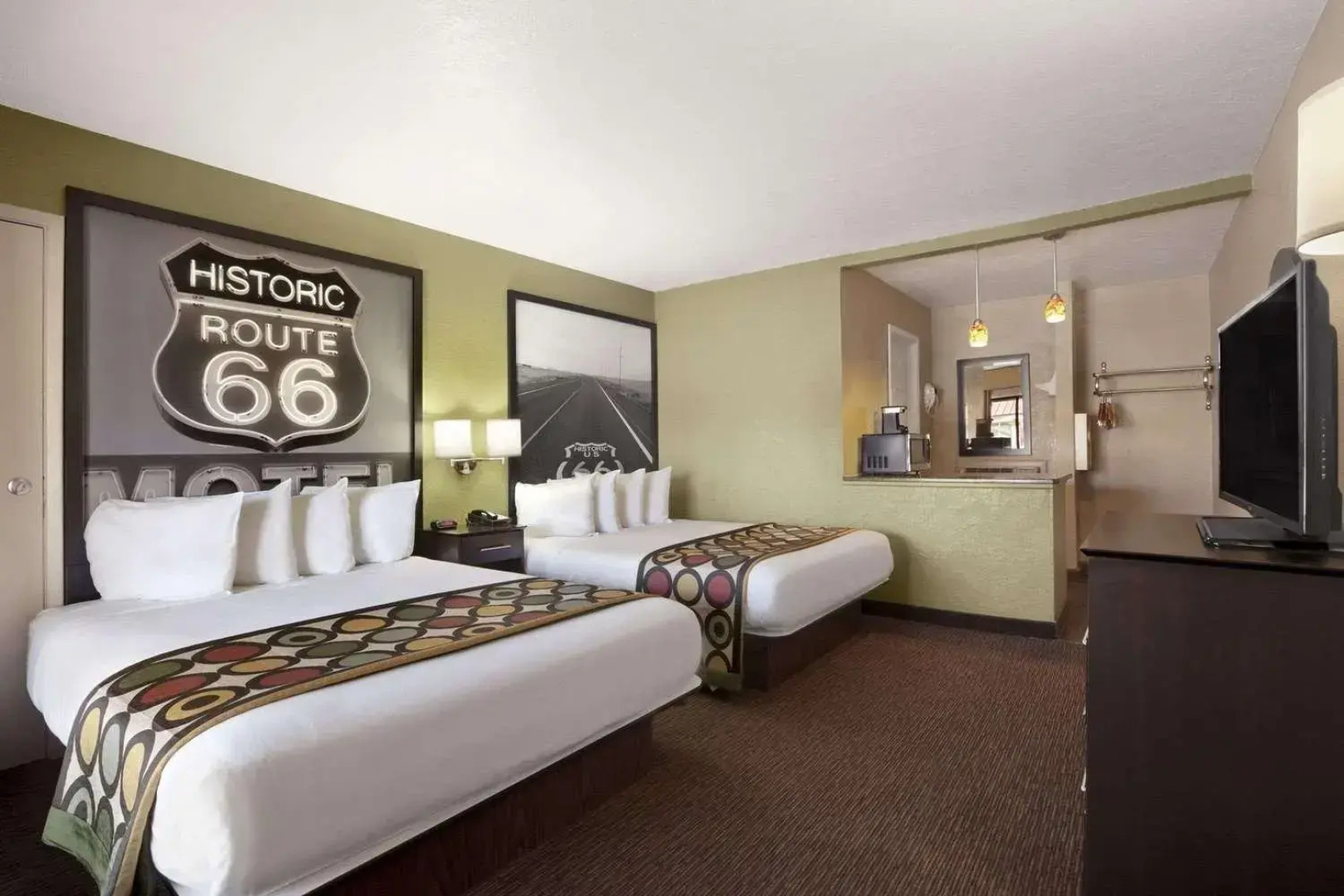 Super 8 Conference Center Nau Downtown