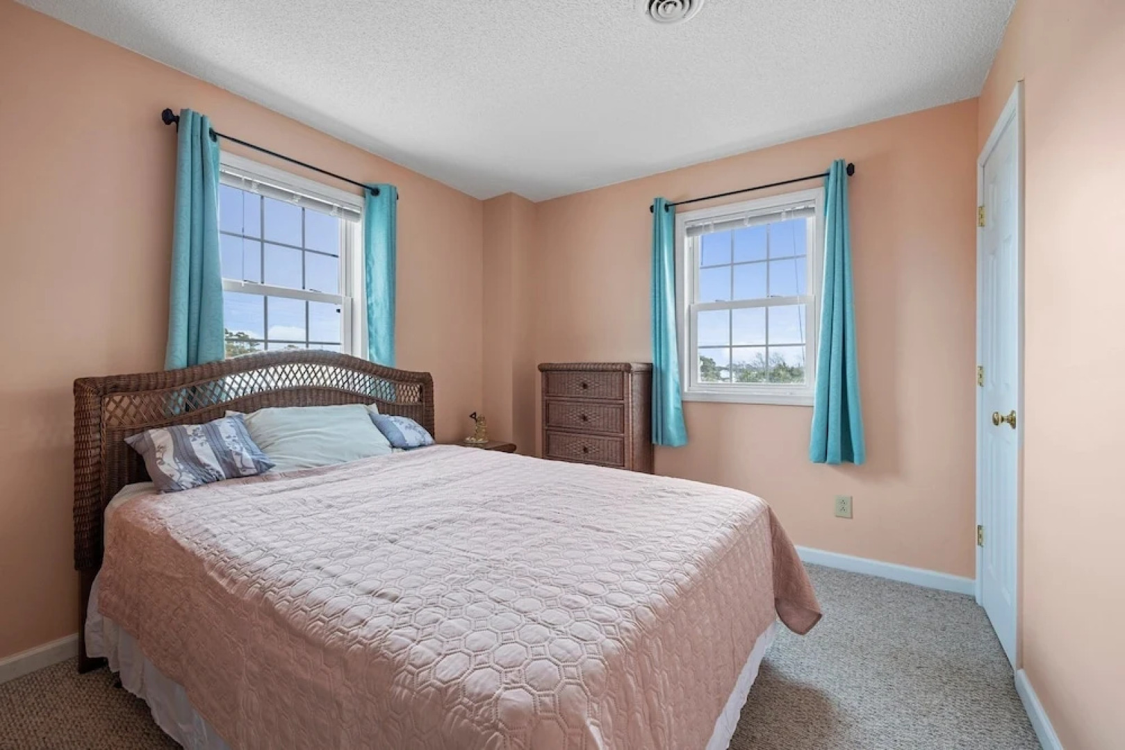 Gotta Getaway 3 Bedroom Home by Redawning