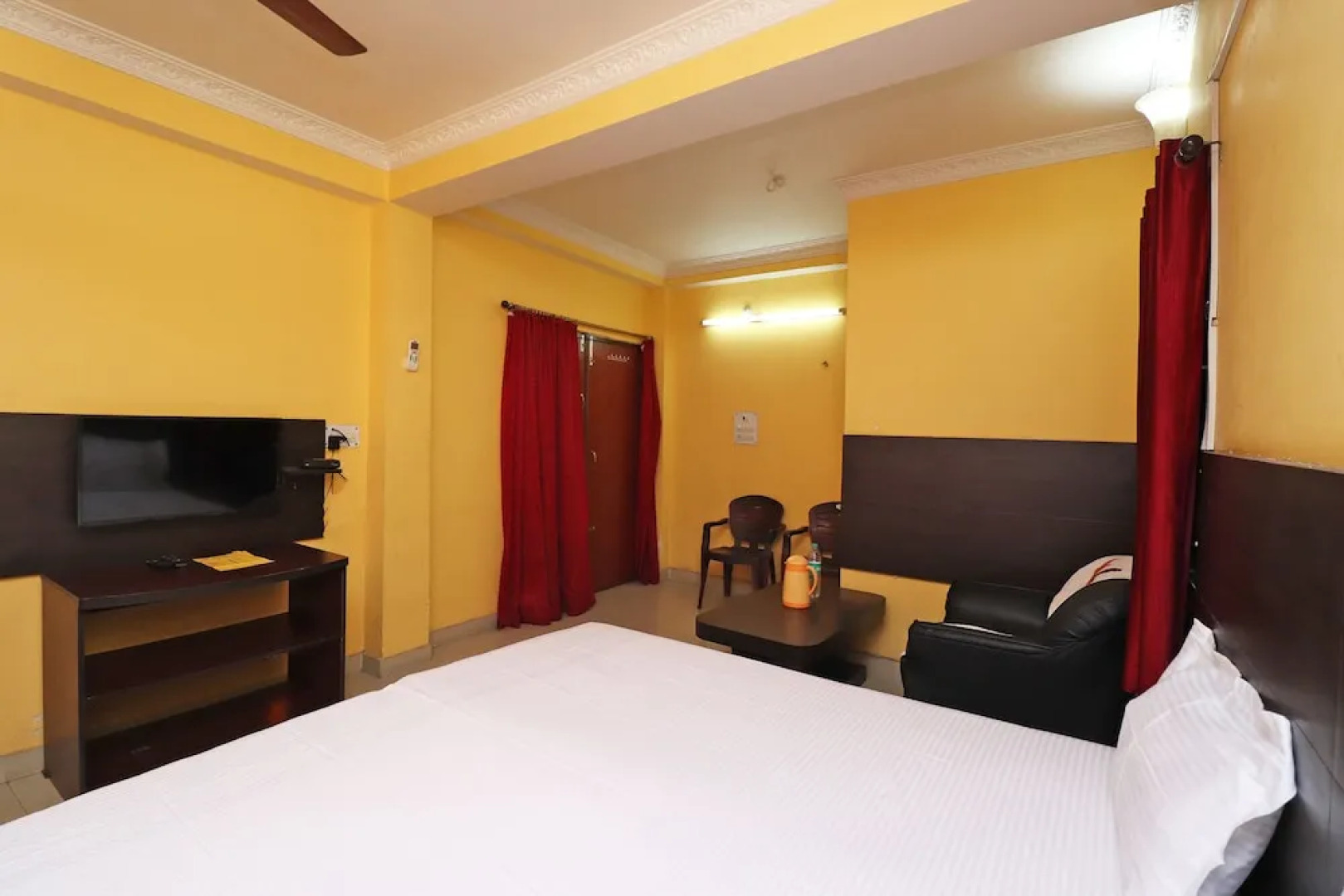 Hotel Ashoka 2 by OYO Rooms