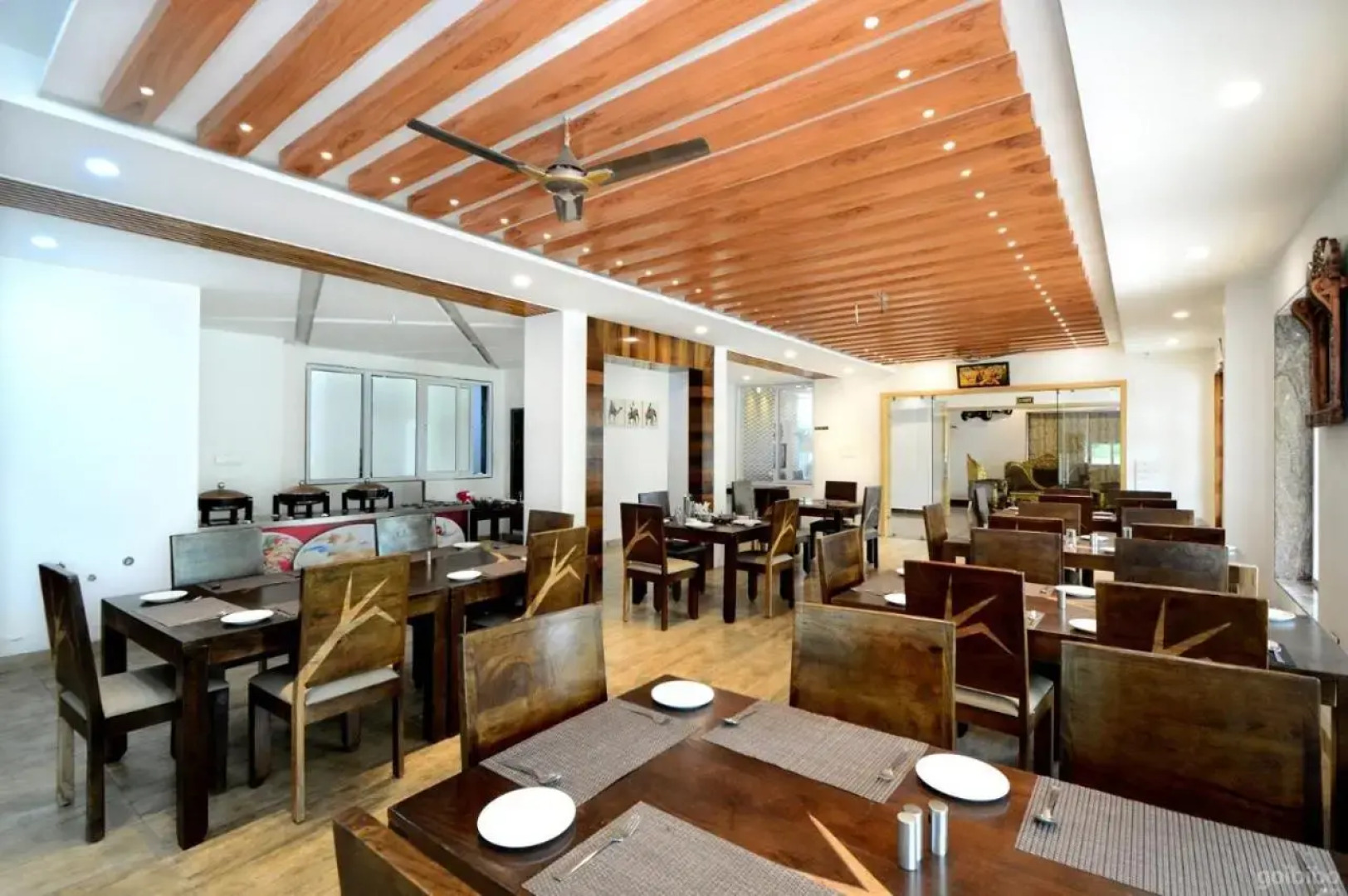 Hotel Palace Rajkumbha by Howard