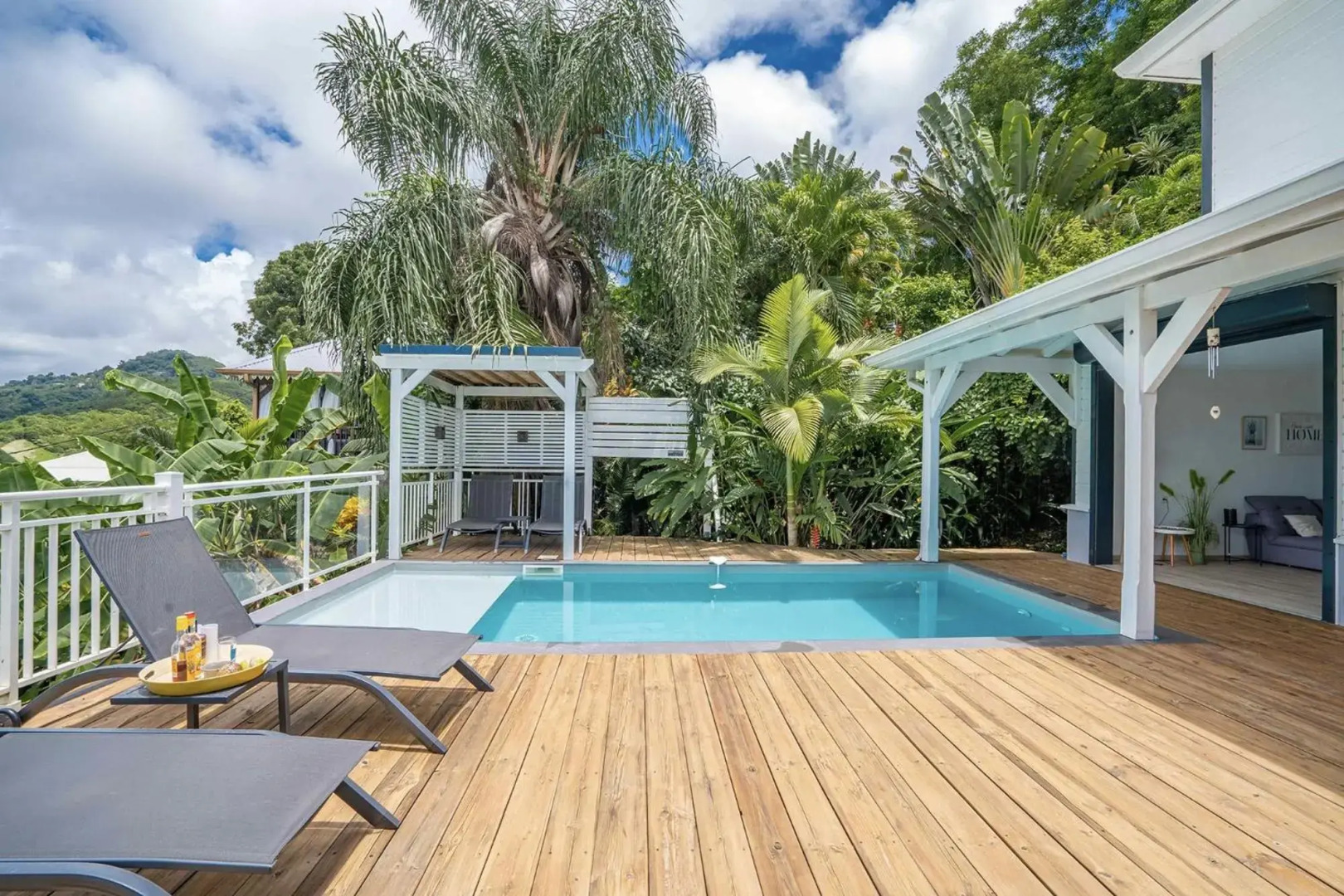 Villa Lanati, 4 ch avec piscine & vue campagne