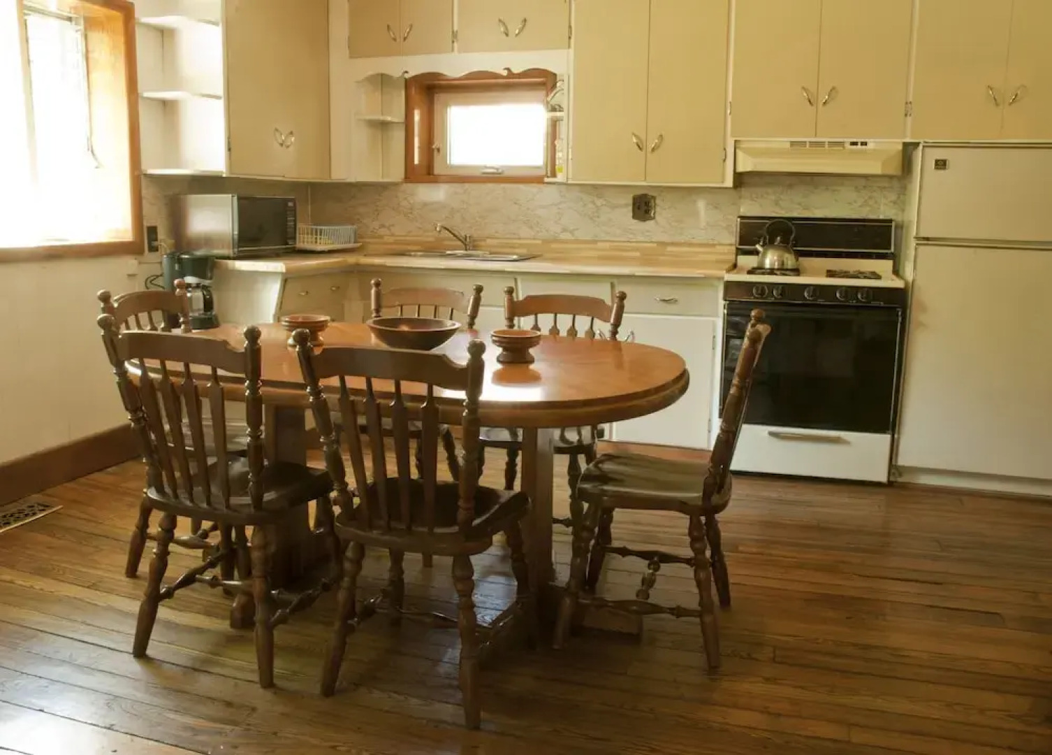 6 bedroom Mill House by the Falls