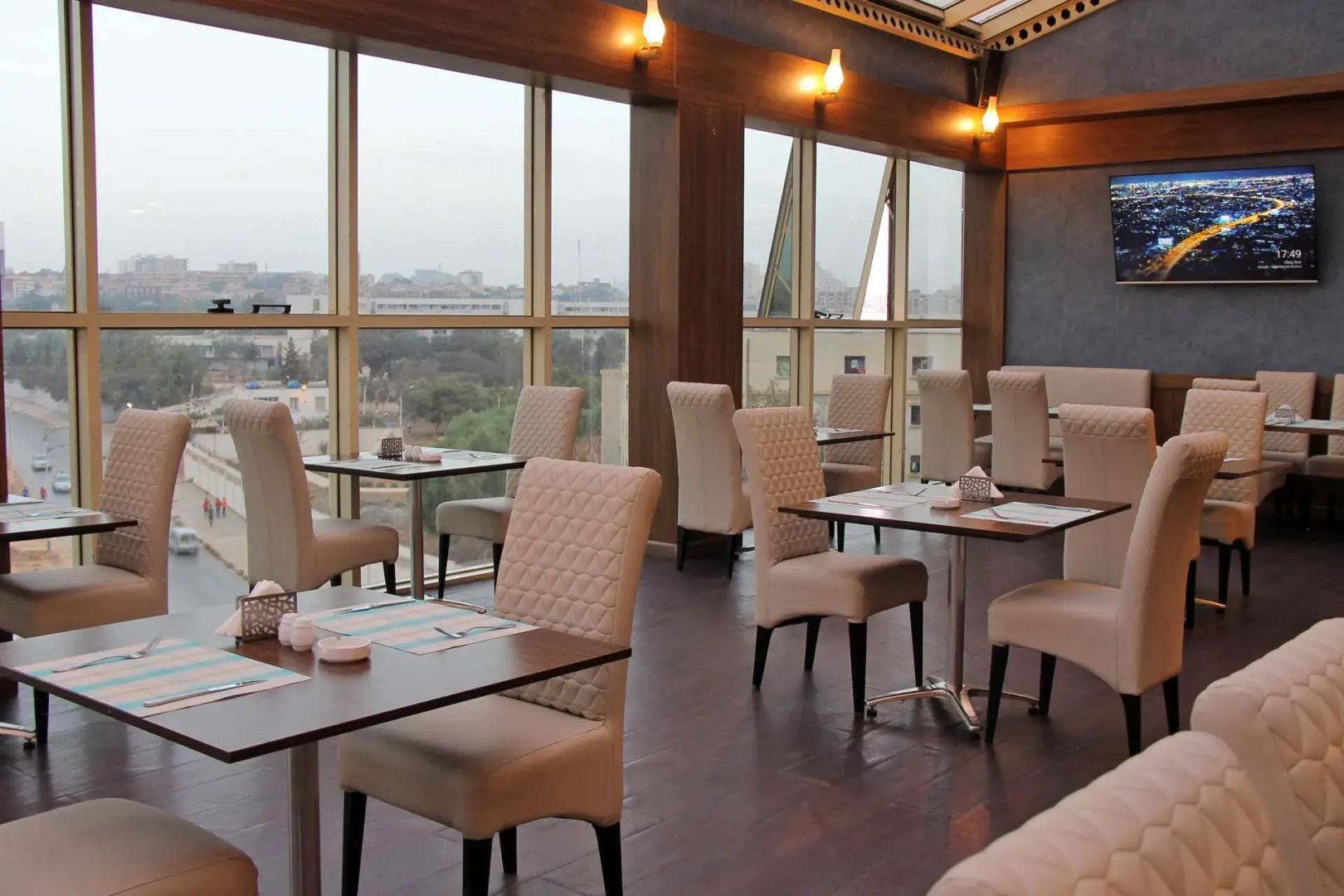 LB Suite Hotel