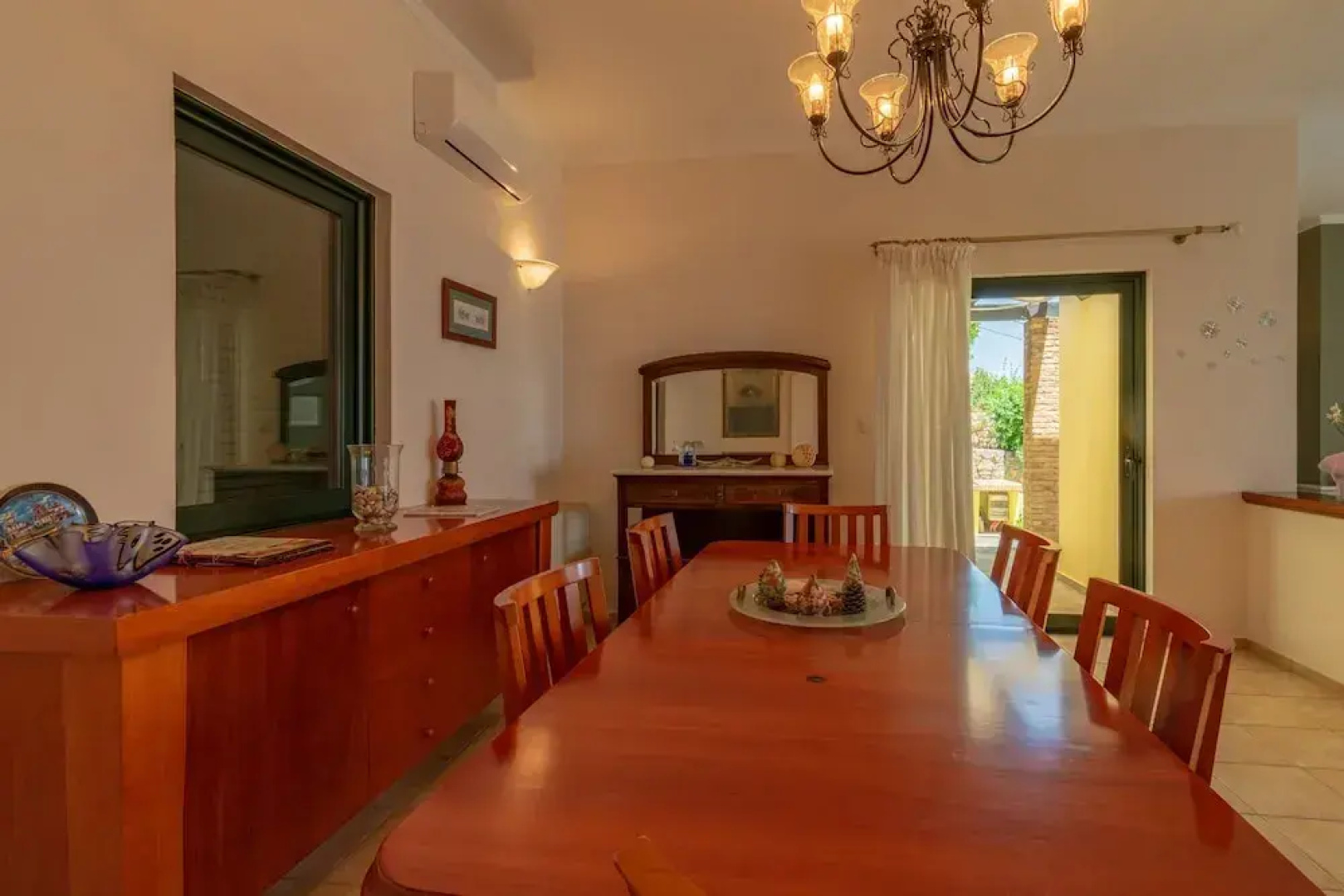 Villa Kommeno