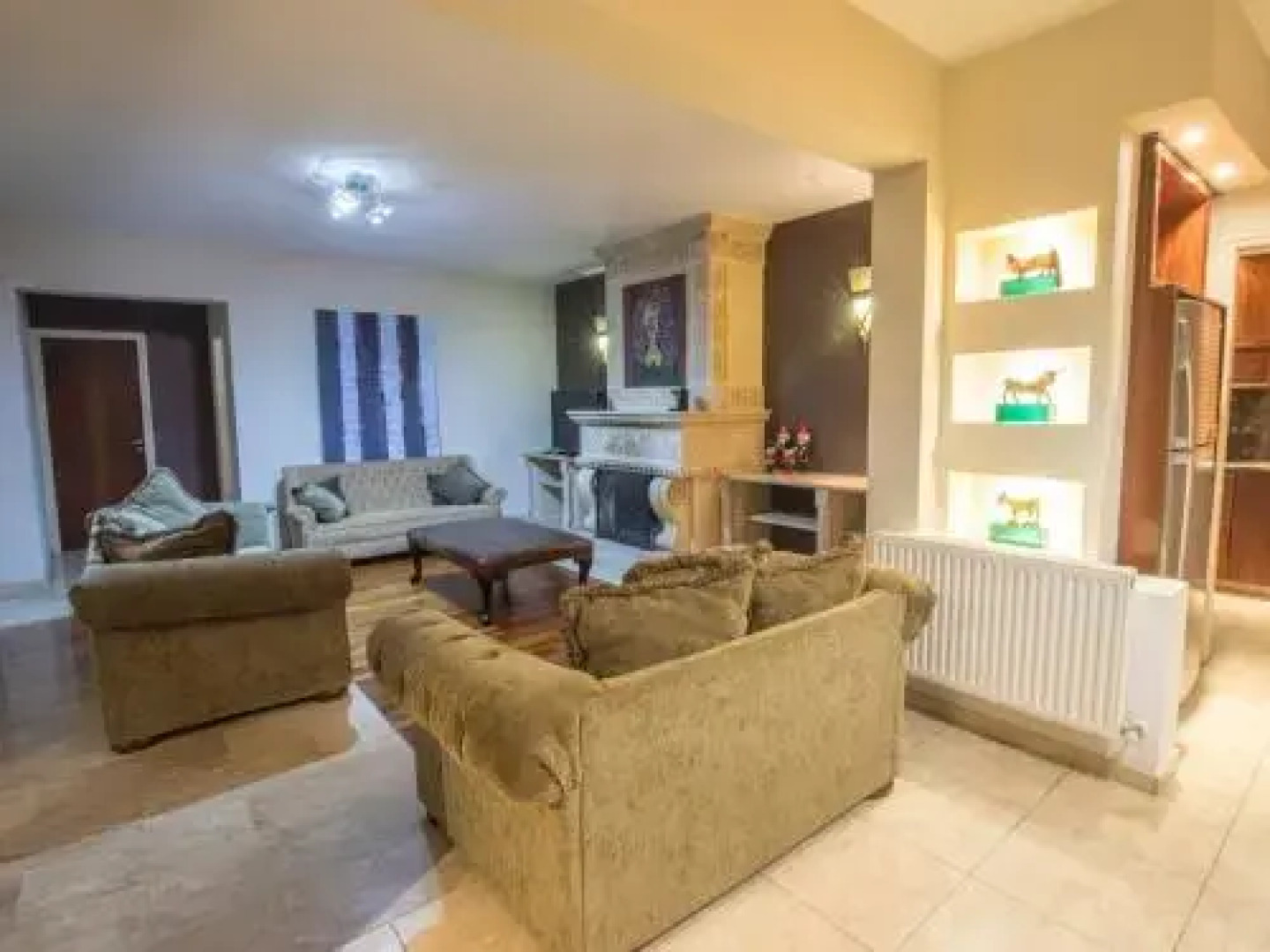 Sunshine Luxury House