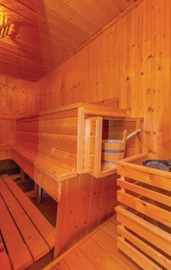Nice Home in Jadranovo With Sauna, Wifi and 5 Bedrooms