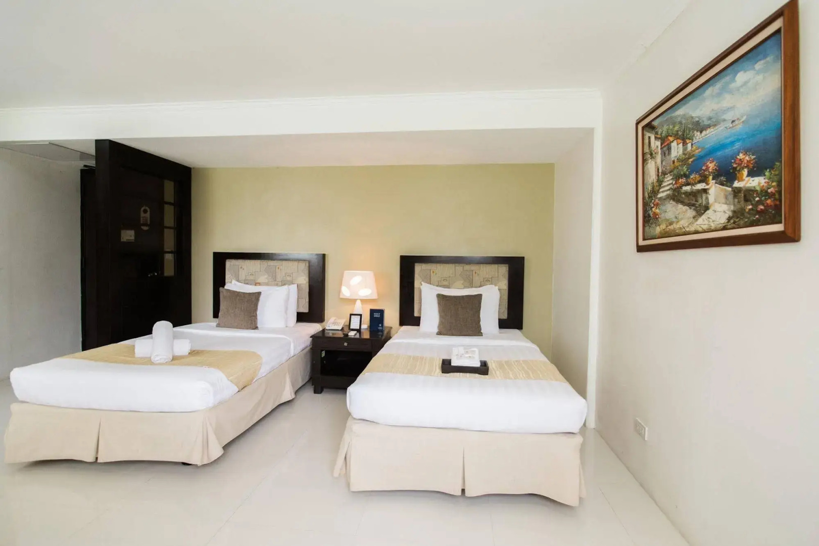 Subic Bay Peninsular Hotel