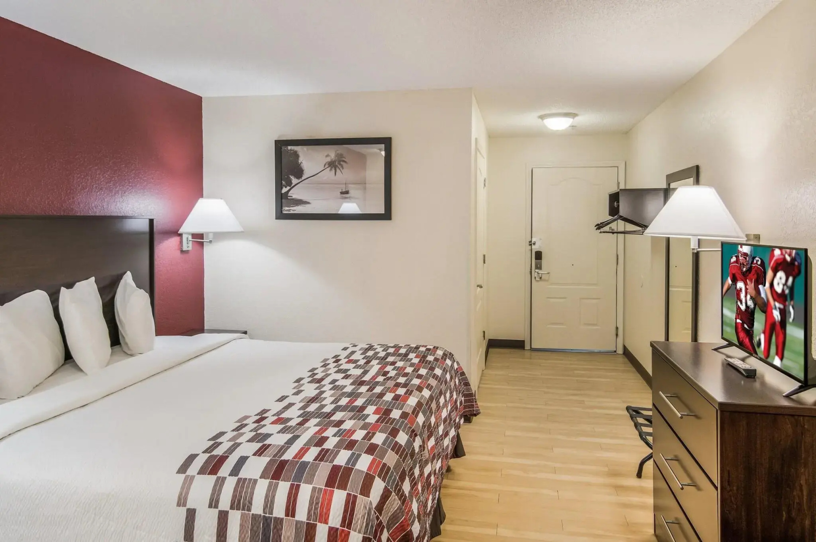 Red Roof Inn & Suites Pensacola East - Milton