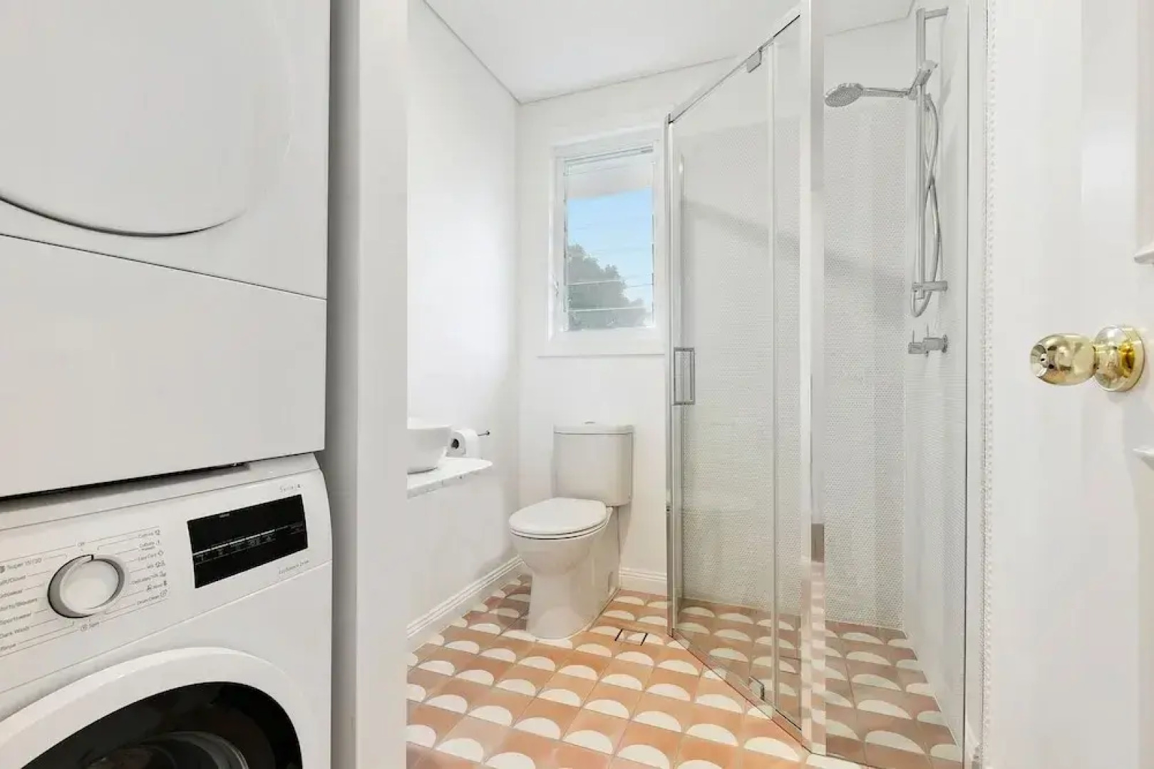 A PERFECT STAY - Sunset Beach