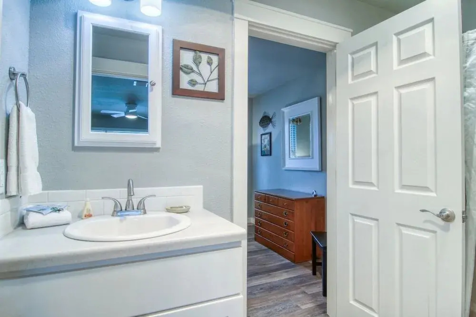 Courtyard #202 1 Bedroom 1 Bathroom Condo