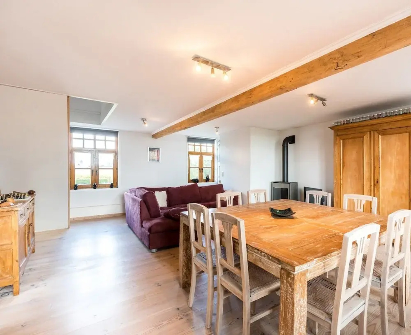 Flanders Fields Cottage Spar