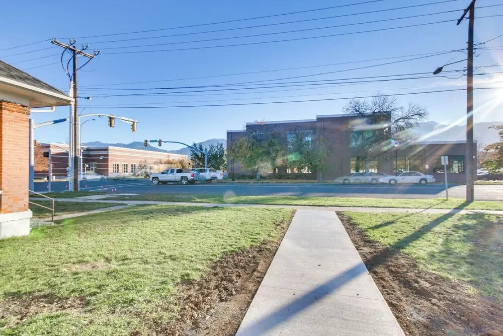 Stylish Logan Retreat w/ Smart TV + Central A/c!