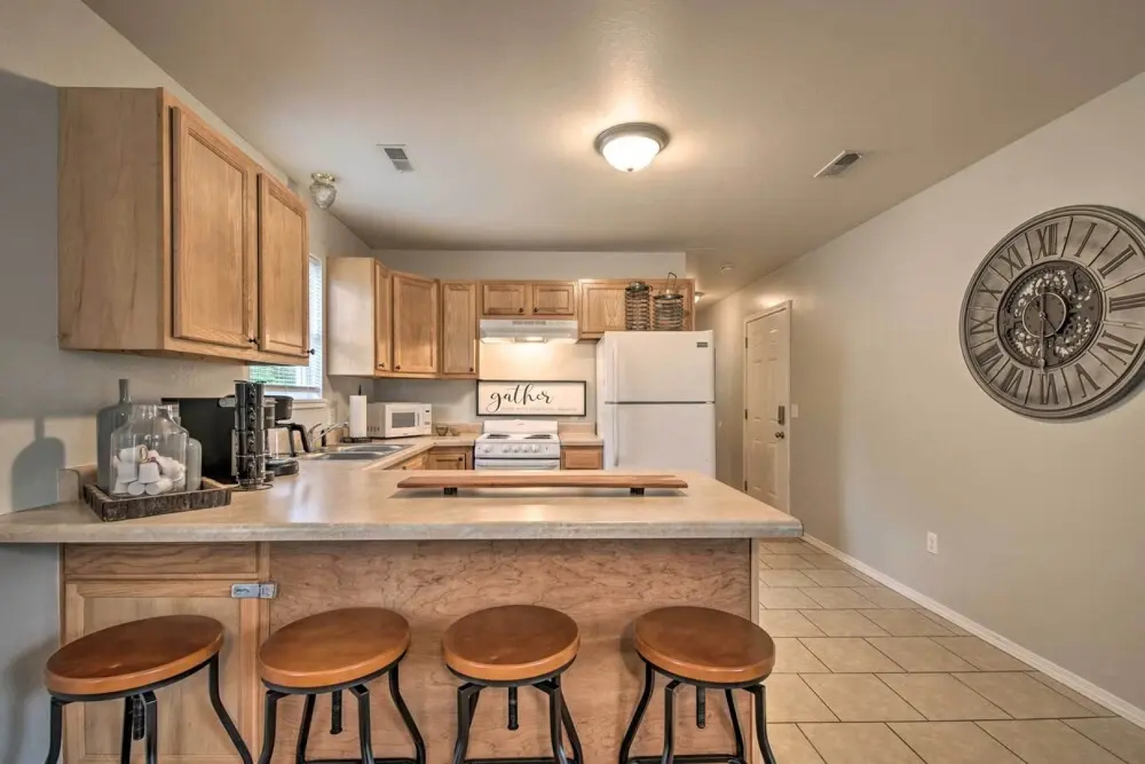 Comfy West Plains Home < 1 Mi to Main Street!