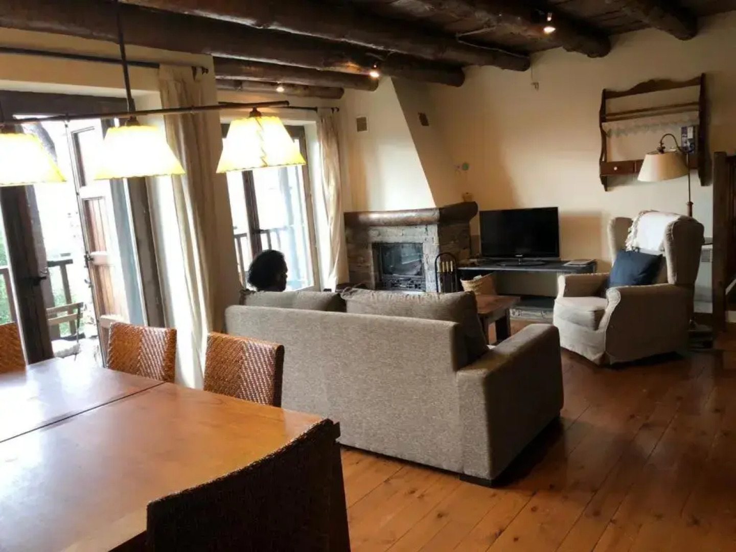 Duplex Bolvir con piscina y excelentes vistas