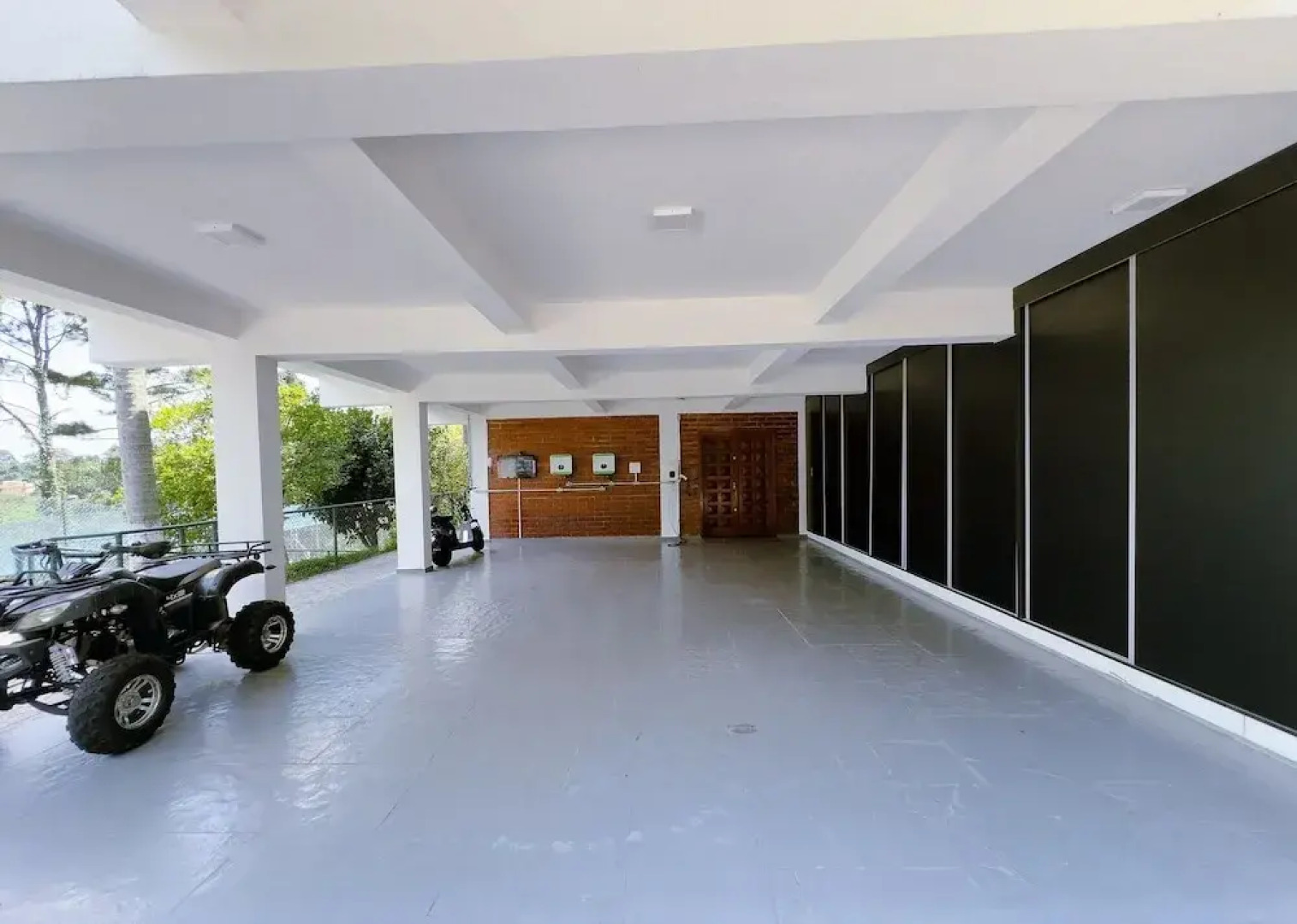 Casa de Luxo 2500m na Granja Viana