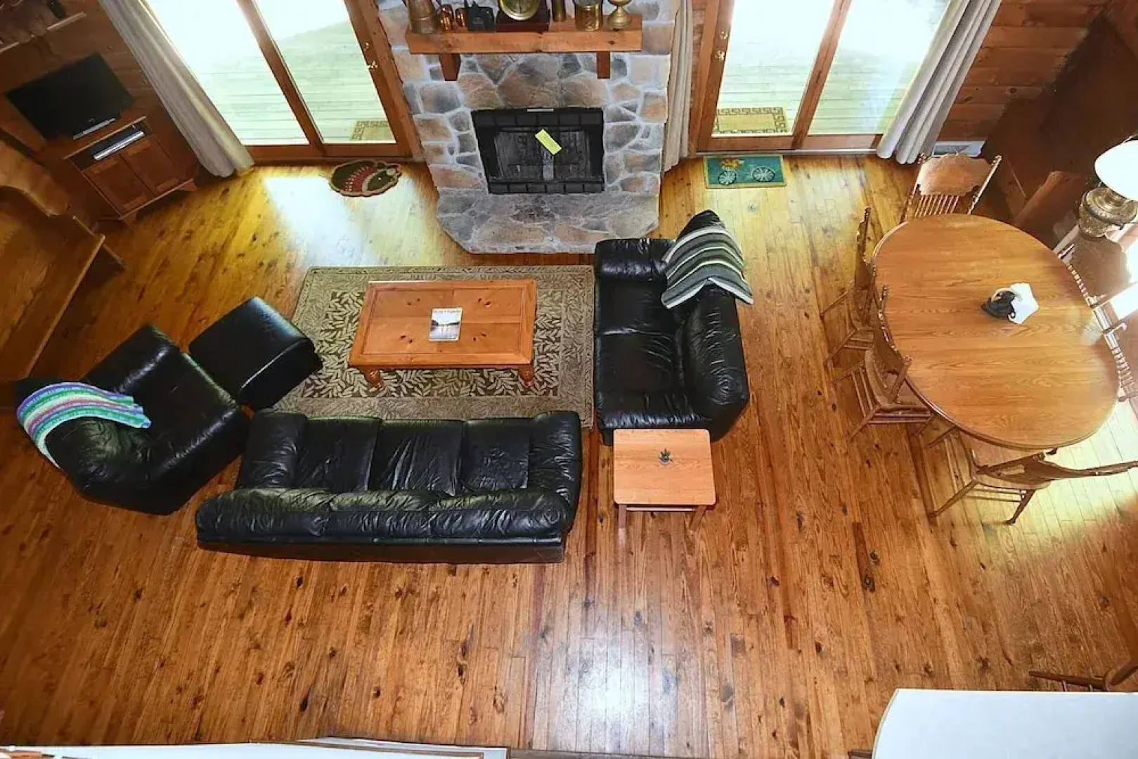 Lazy Bear Retreat - Classic Cabin!