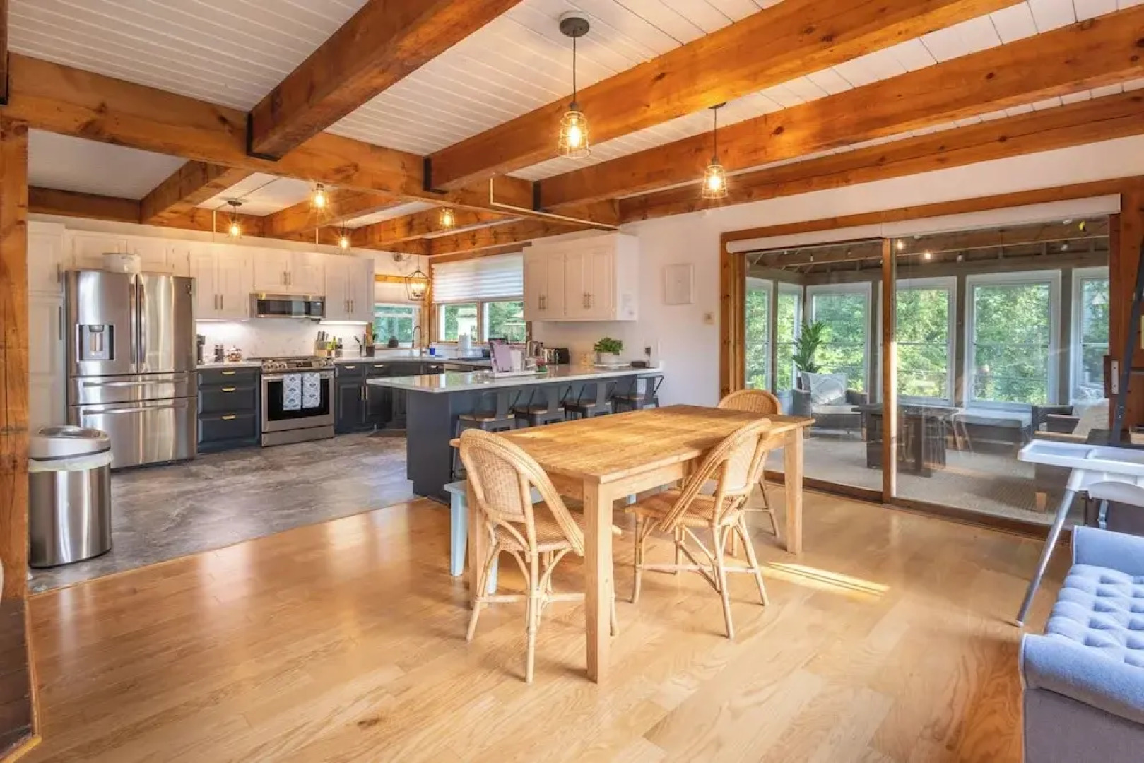 Private Pool & Screened Deck: Mashpee Home!