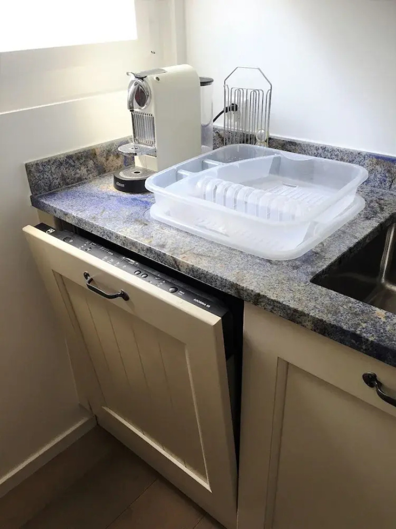 Direct on Lugano Lake: Take a Swim From Your Villa