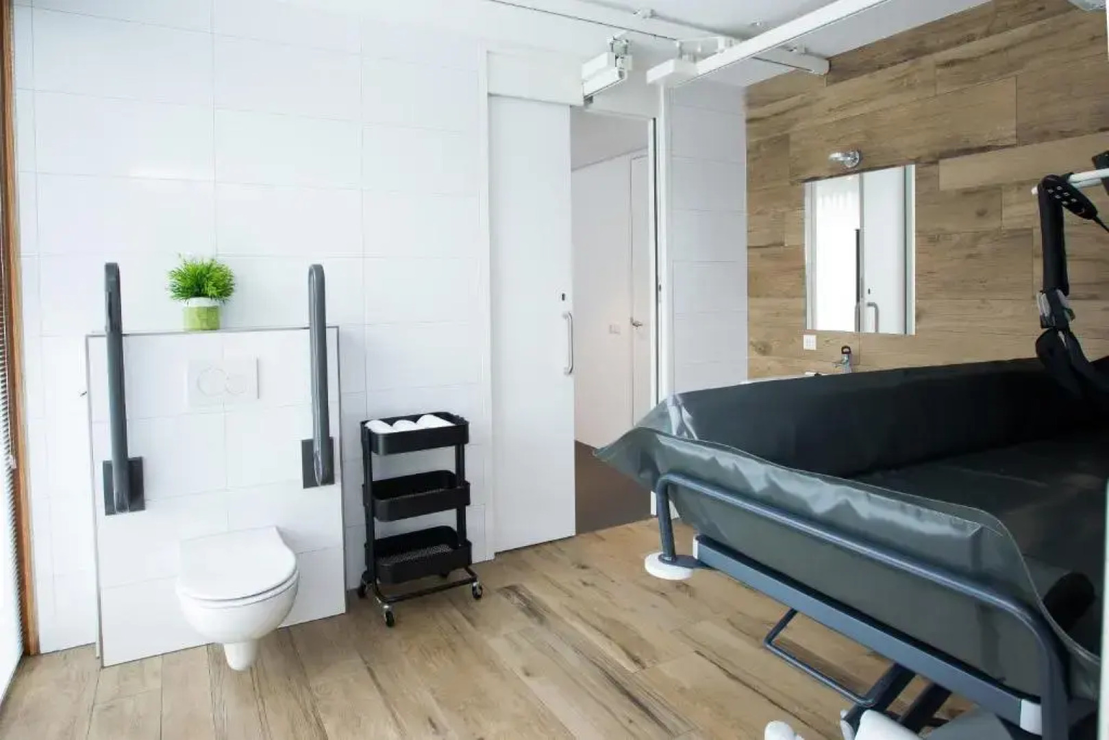 de rode beer (zeer rolstoelgeschikt)