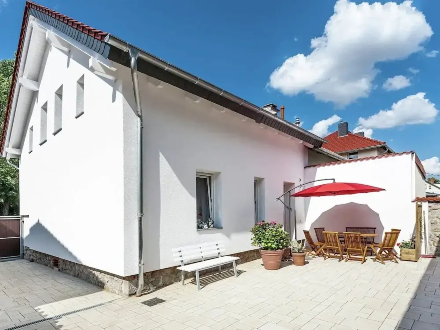 Bright, Modernly Furnished Ground-floor Apartment With Terrace in Thale