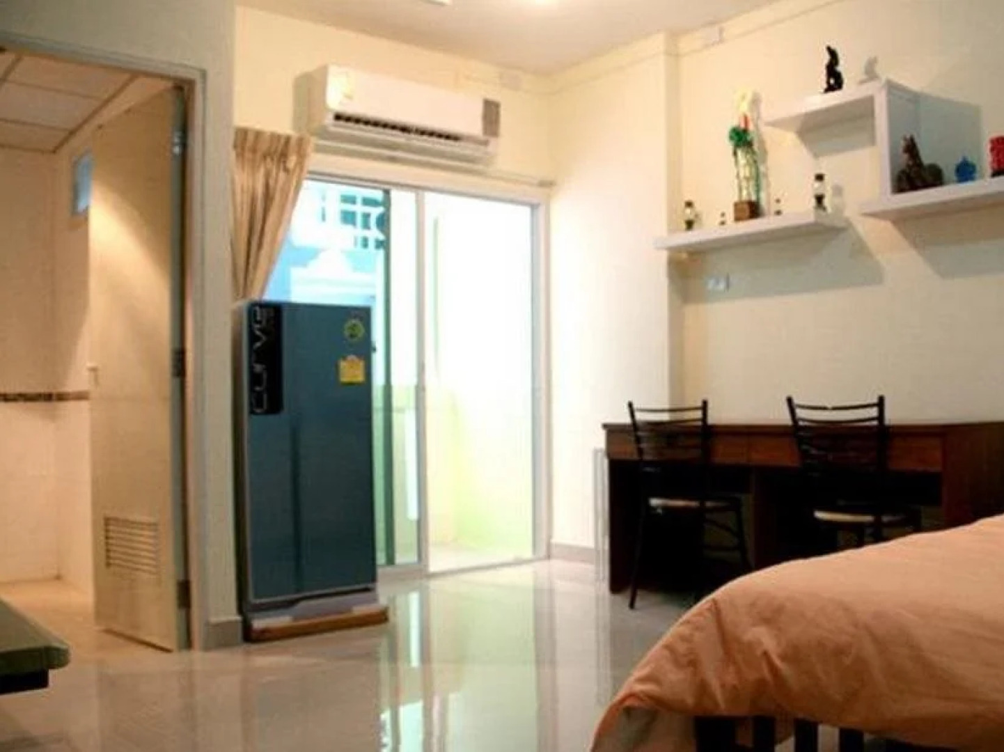 5-Eleven Court and Condo