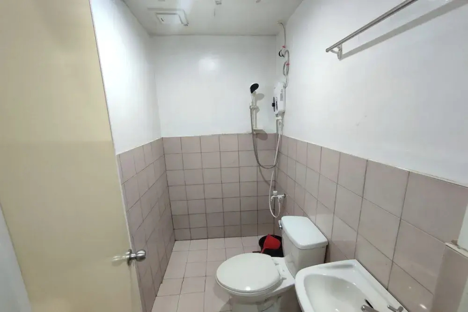 Green Ridge Apartelle