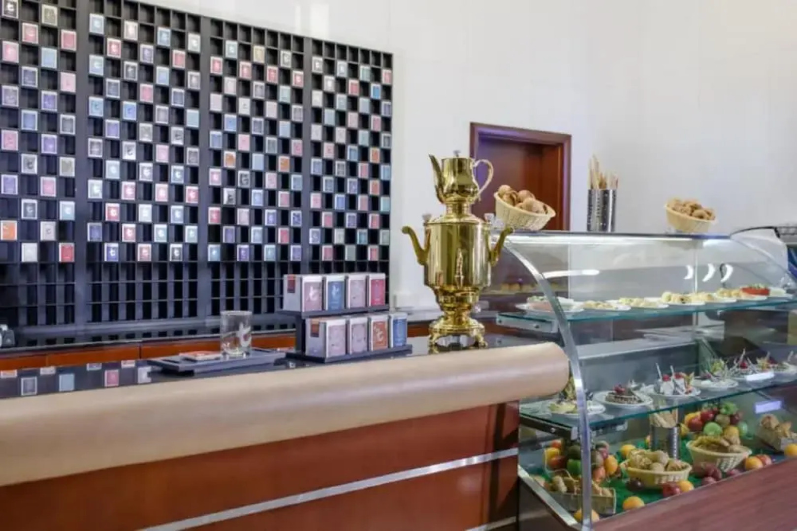 Dancenter Luxe Formerly Concorde Hotel